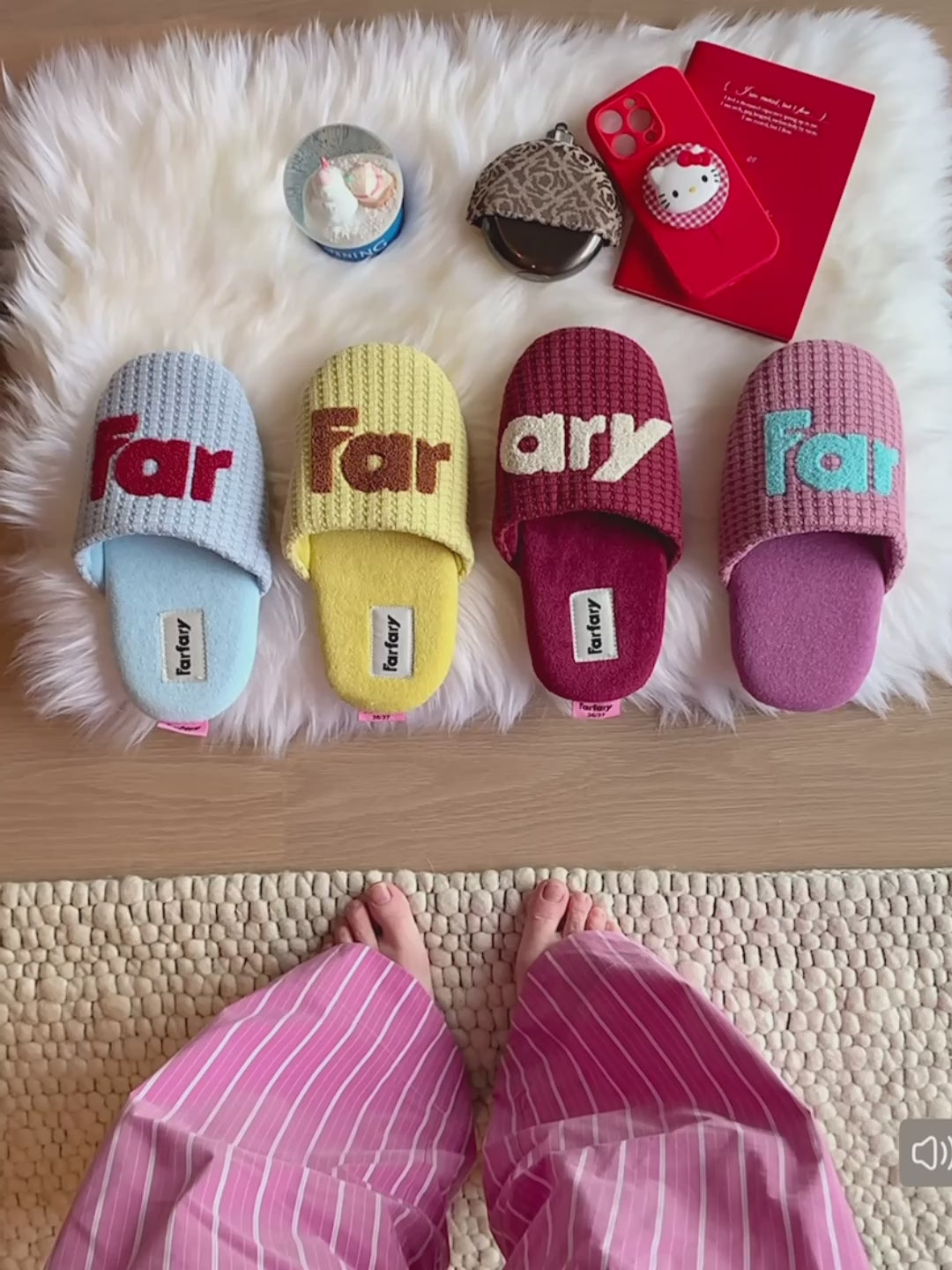 The Color-Block Knit Slippers